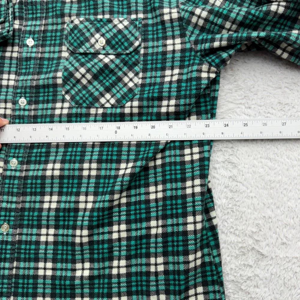 Dickies Mens XL Green Plaid Flannel Button Down Shirt Cotton Rayon Made Poland